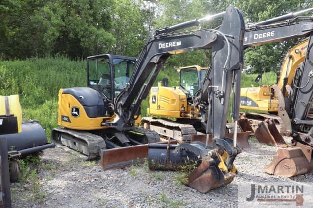 Image of John Deere 60G equipment image 1