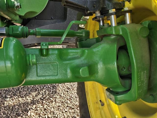 Image of John Deere 6R 175 equipment image 4