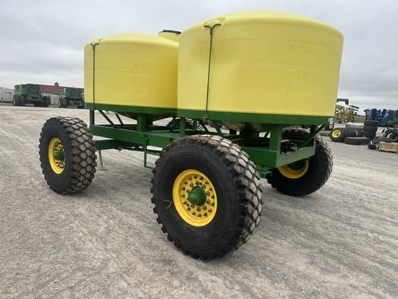 Image of JD Skiles Sprayer Trailer equipment image 2