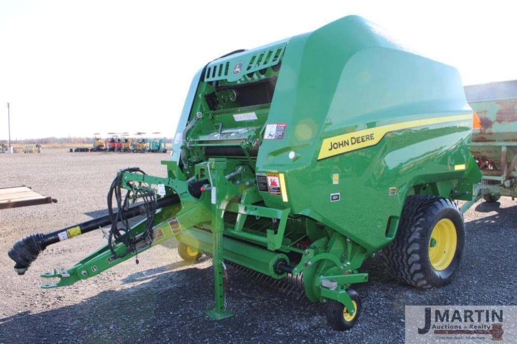 Image of John Deere V451R Primary image