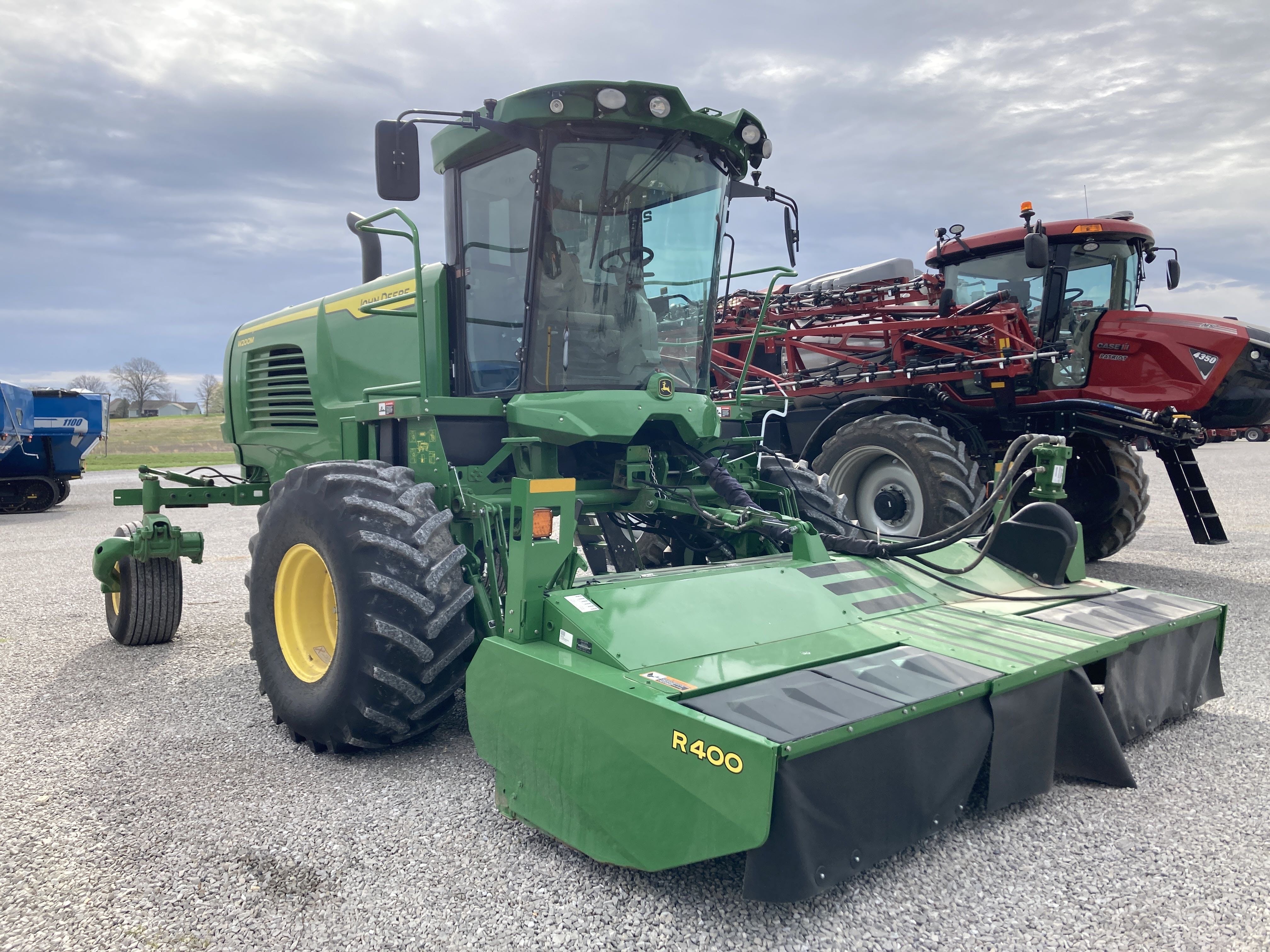 Main image John Deere W200M