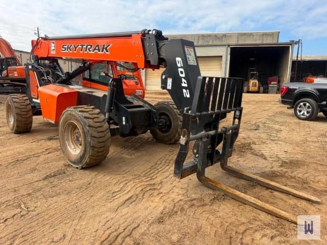 Image of JLG 6042 equipment image 3