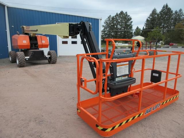 Image of JLG 860SJ equipment image 2