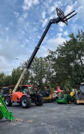 Image of JLG AG832 equipment image 1