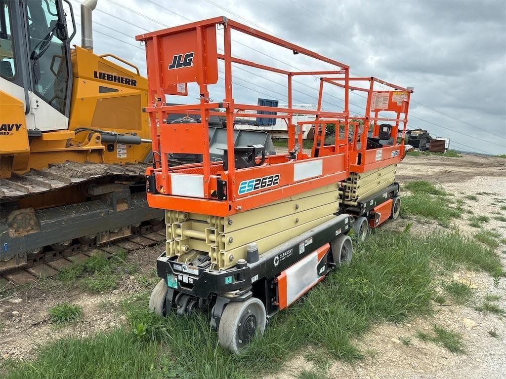 Image of JLG ES2632 Primary image