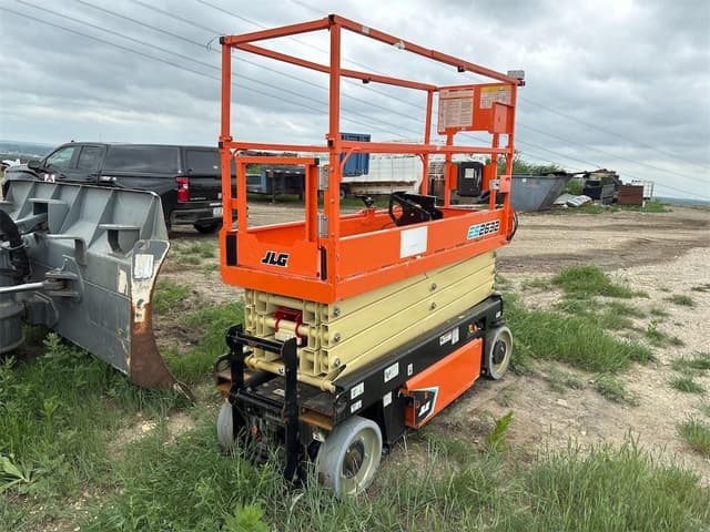 Image of JLG ES2632 equipment image 4