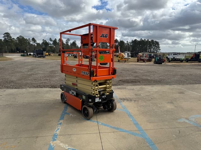 Image of JLG R1932 equipment image 1