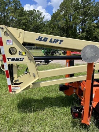 2024 JLG T350 Equipment Image0