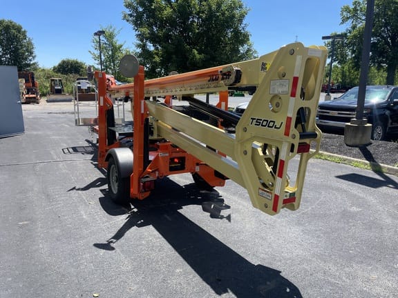 2025 JLG T500J Equipment Image0
