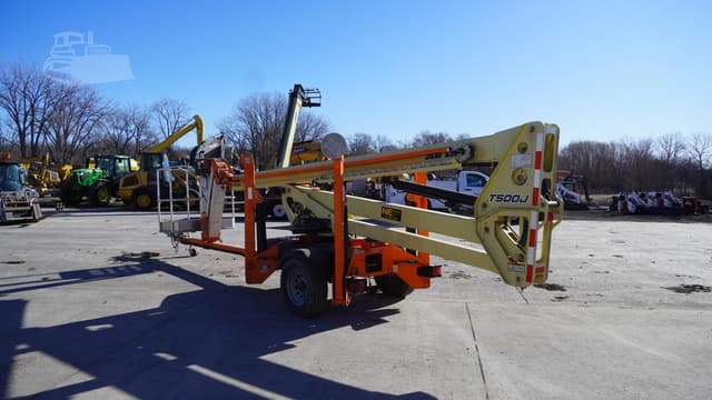 Image of JLG T500J equipment image 4