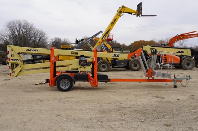 Image of JLG T500J equipment image 4