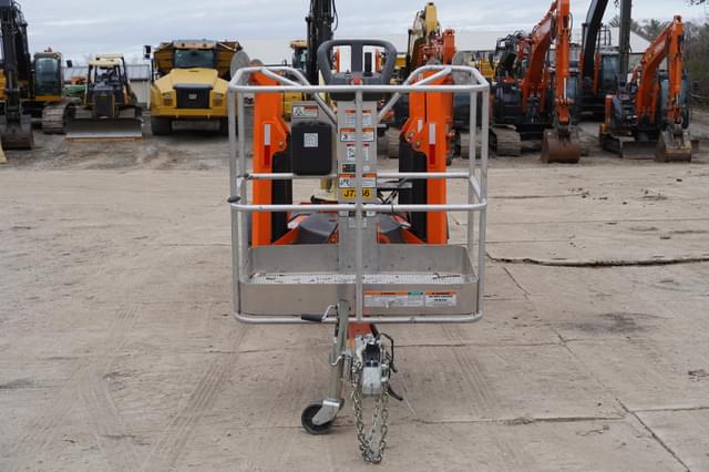 Image of JLG T500J equipment image 2