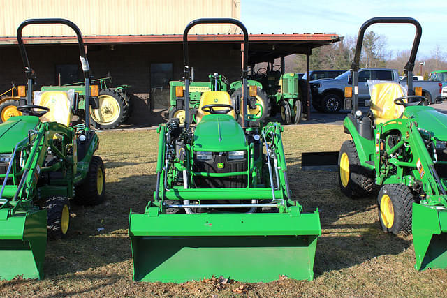 Image of John Deere 1025R equipment image 1