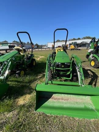 Image of John Deere 1023E equipment image 3
