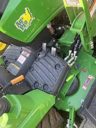 Image of John Deere 1023E equipment image 3