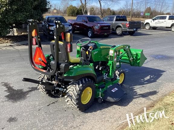 Image of John Deere 1023E equipment image 1