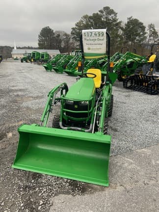 Image of John Deere 1023E equipment image 2