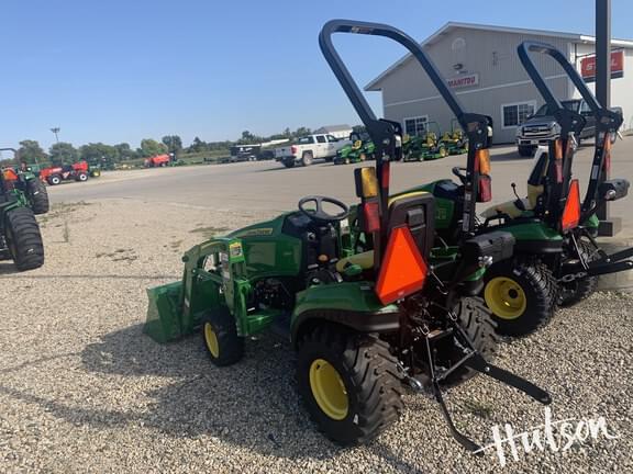 Image of John Deere 1023E equipment image 2