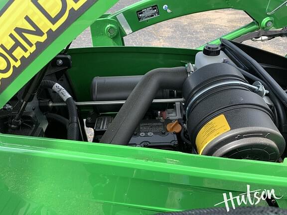 Image of John Deere 1023E equipment image 4