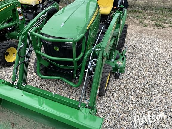 Image of John Deere 1023E equipment image 1