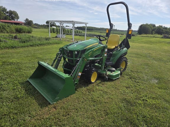 2024 John Deere 1023E Equipment Image0