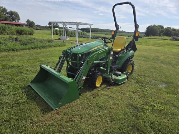 Image of John Deere 1023E Primary image