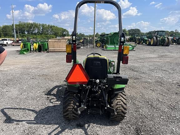 Image of John Deere 1023E equipment image 4