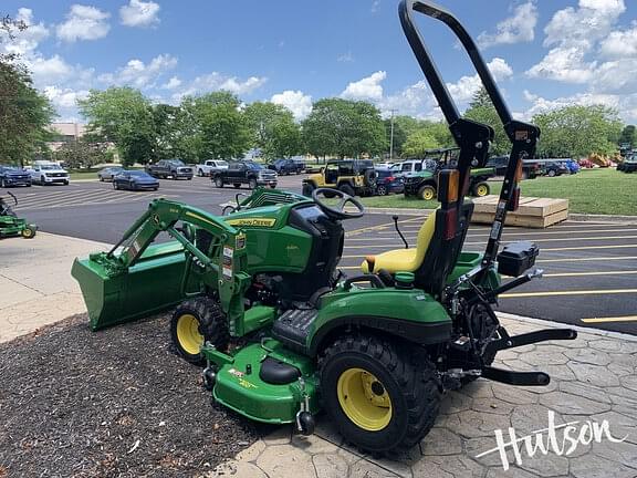 Image of John Deere 1023E equipment image 2