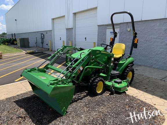 Image of John Deere 1023E equipment image 1