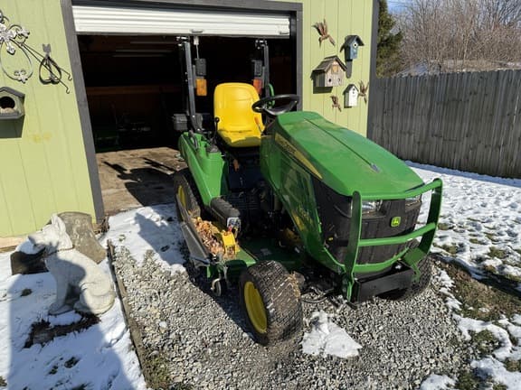Image of John Deere 1023E equipment image 2