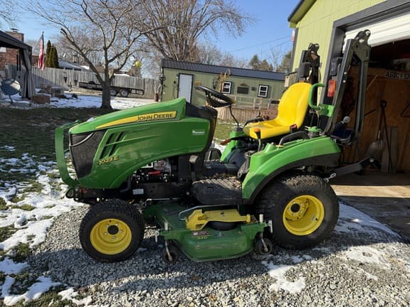 Image of John Deere 1023E equipment image 4