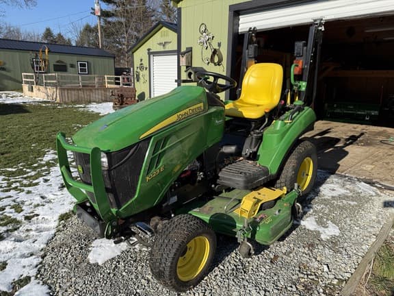 Image of John Deere 1023E Primary image