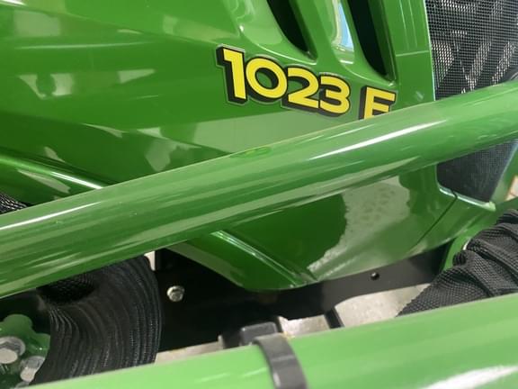 Image of John Deere 1023E equipment image 3