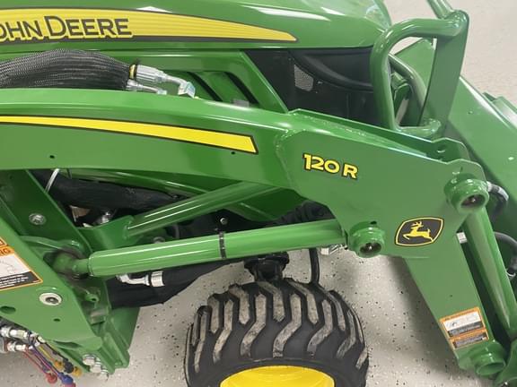 Image of John Deere 1023E equipment image 2