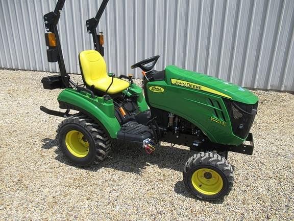 Image of John Deere 1023E Primary image