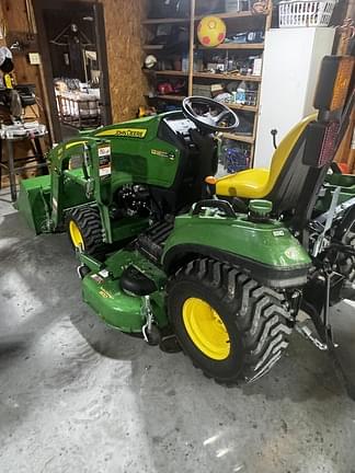 Image of John Deere 1023E equipment image 2