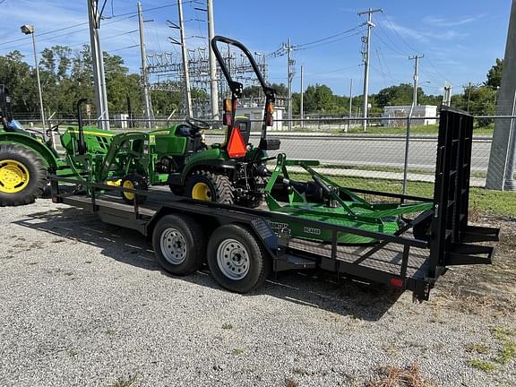 Image of John Deere 1023E equipment image 3