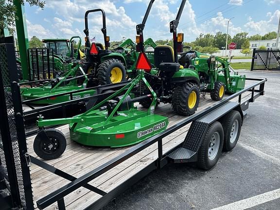 Image of John Deere 1023E equipment image 1