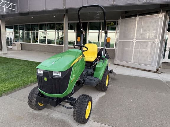 Image of John Deere 1023E Primary image