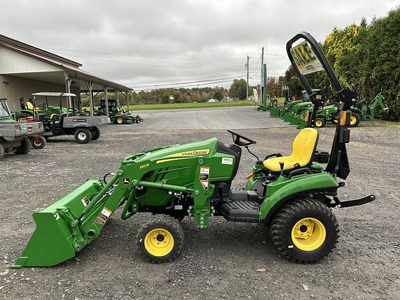 Image of John Deere 1023E Primary image