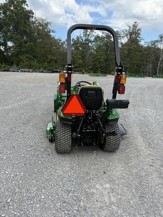 Image of John Deere 1023E equipment image 4