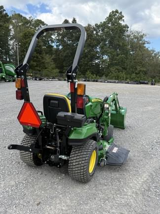 Image of John Deere 1023E equipment image 3