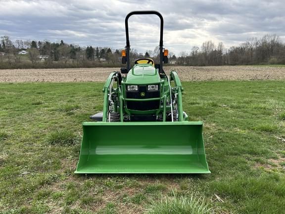 Image of John Deere 1023E equipment image 2