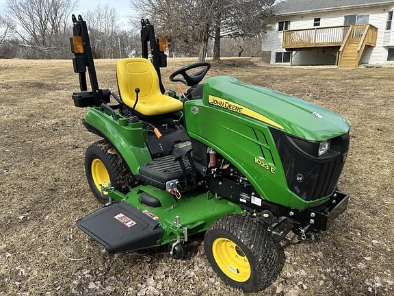 Image of John Deere 1023E equipment image 1