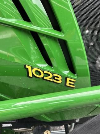 Image of John Deere 1023E equipment image 4