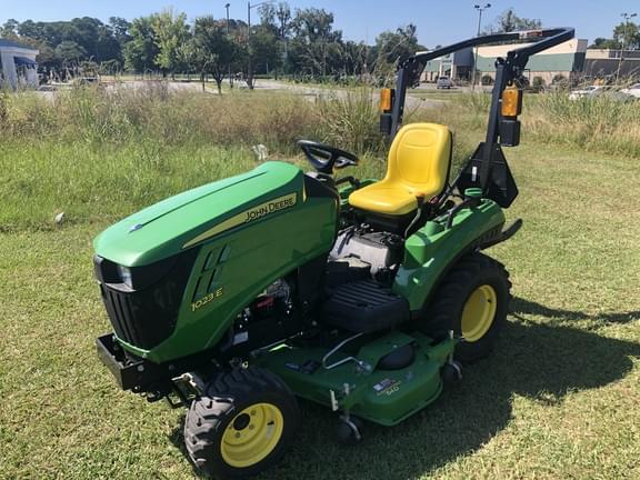 Image of John Deere 1023E equipment image 1