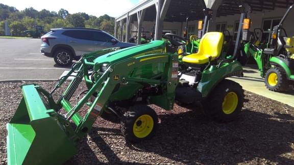 Image of John Deere 1023E equipment image 2
