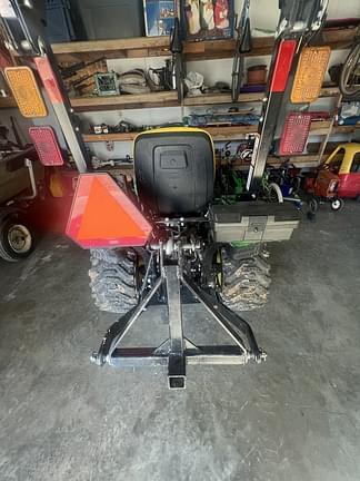 Image of John Deere 1023E equipment image 1