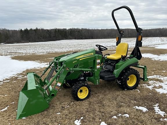 Image of John Deere 1023E Primary image