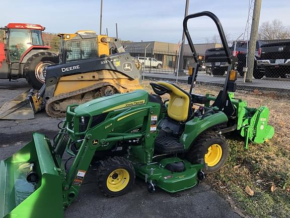 Image of John Deere 1023E equipment image 1